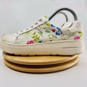 BareTraps Nishelle Sneakers Shoes Womens 7.5 White Floral Canvas Casual